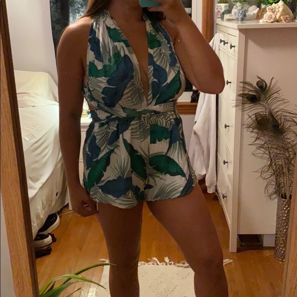 Multi-Way Romper - Picture 2 of 7